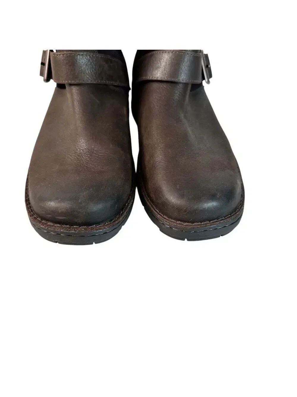 UGG equal parts